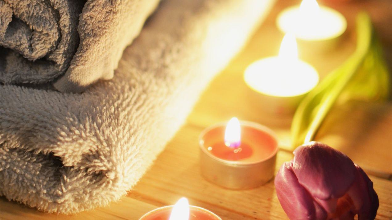 nachrichtentherapie, kerzen, entspannung, behandlung, luxus, spa, massage, handtücher, tee kerzen, kerzenlicht, spa-behandlung, entspannung, entspannung, entspannung, entspannung, entspannung, spa, spa, spa